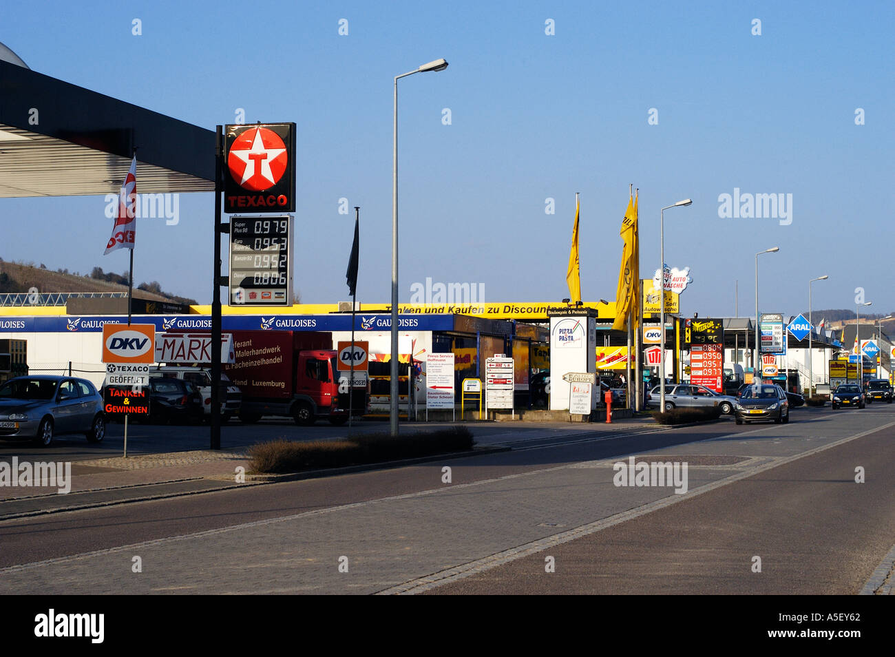 Tankstellen in Wasserbillig Luxemburg Stockfoto