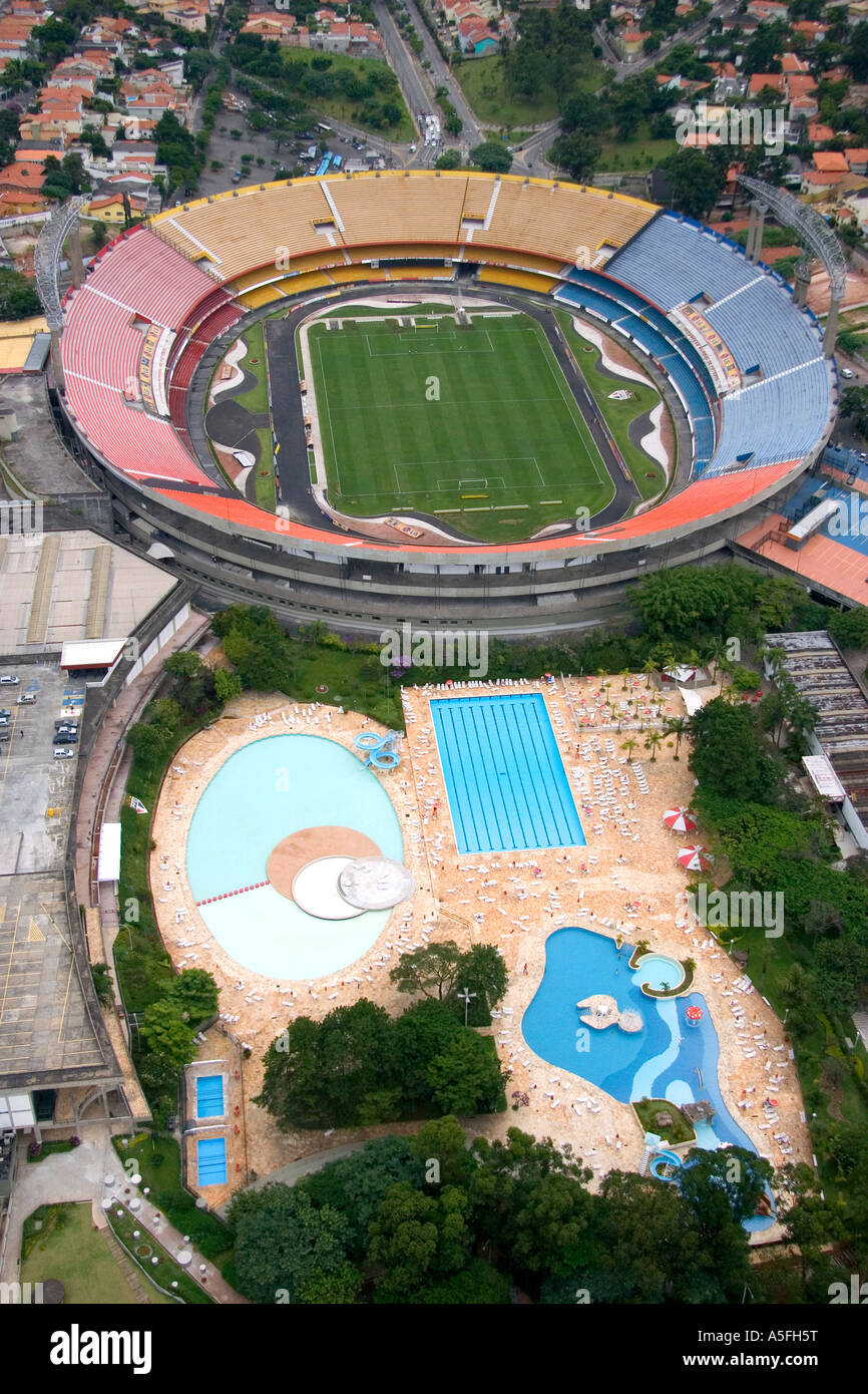 Luftaufnahme des Estádio Morumbi Sao Paulo Futebol Clube-Stadion und Schwimmbäder in Sao Paulo Brasilien Stockfoto