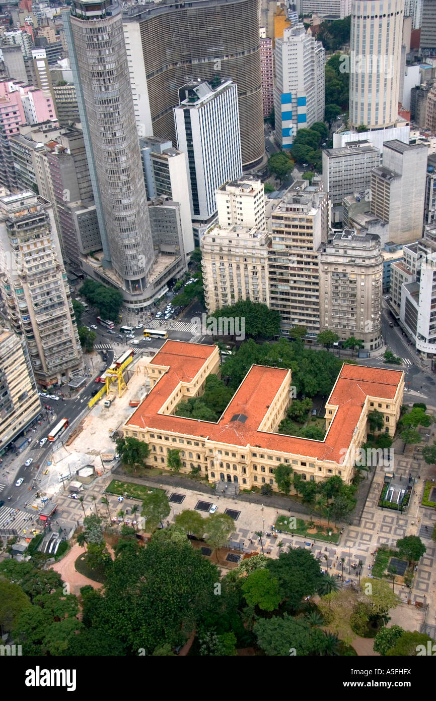 Luftaufnahme der Secretaria da Educacao de Sao Paulo an der Praca da Republica Brasilien gelegen Stockfoto