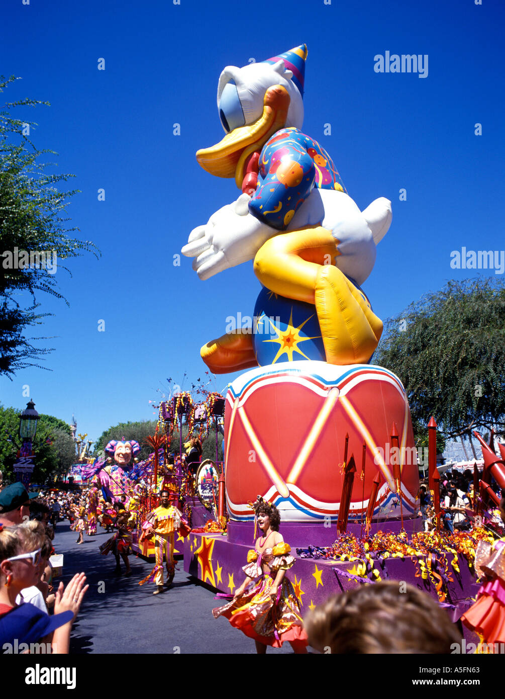 Karnevalsumzug im Disneyland in Anaheim, Kalifornien Stockfoto