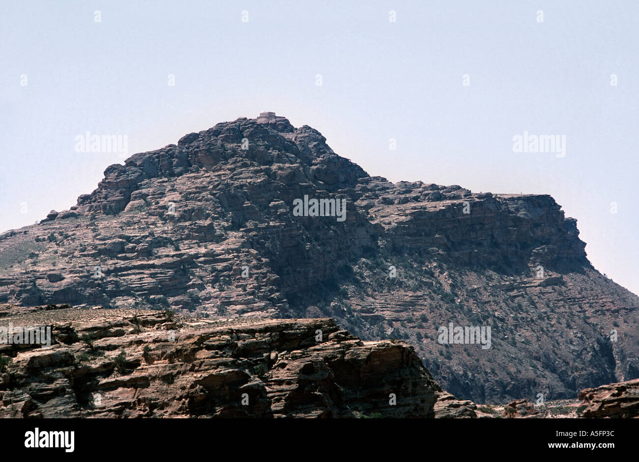 Berg Jebel Haroun Schrein zu Aaron Panoramic views nur einen kurzen Spaziergang von der El Deir Monsastery Petra Jordanien Naher Osten Stockfoto