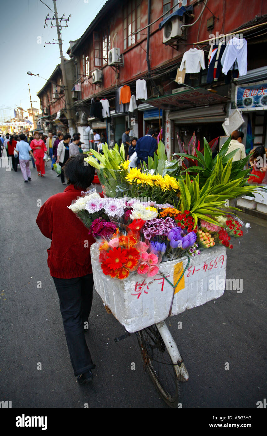 Verkauf von Blumen In Chinatown alte Stadt Shanghai China Asien Jiangsu Provinz E China Stockfoto
