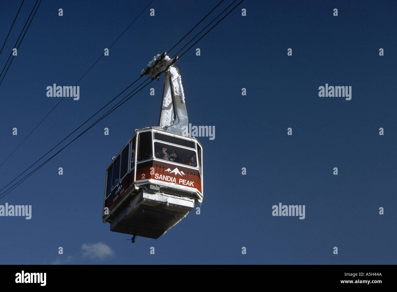 Seilbahn für den einfachen Transport an die Spitze des Berges Sandia Peak New Mexico Stockfoto