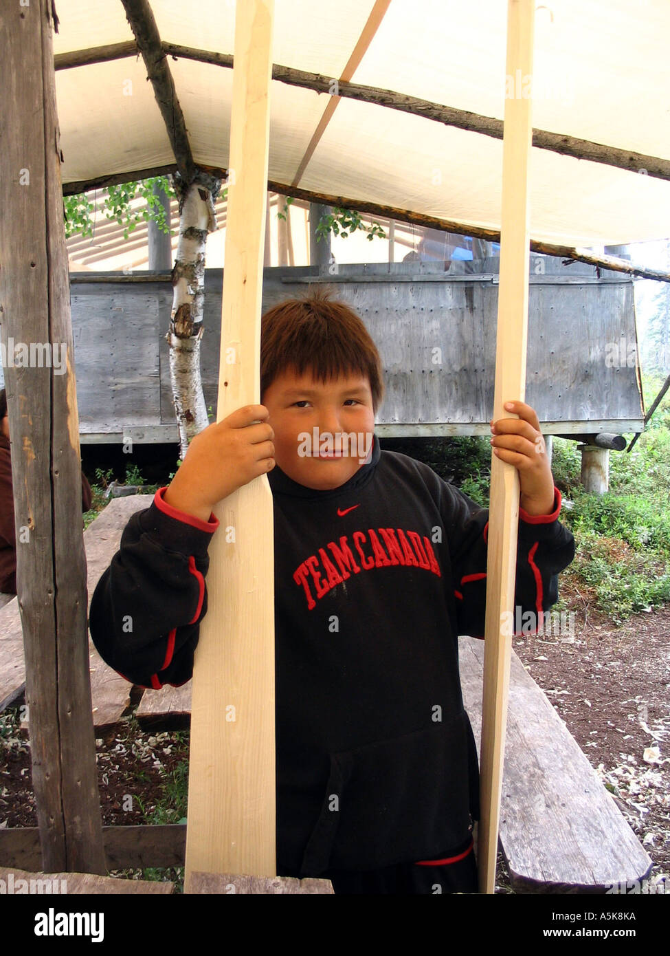 Ein lokales indigenes kind junge jugend -Fotos und -Bildmaterial in ...