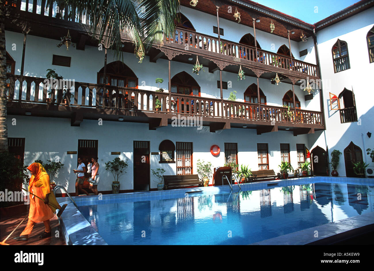 Schwimmbad im TheTembo Palace Hotel Stone Town Unguja Zanzibar Tansania Ostafrika Stockfoto