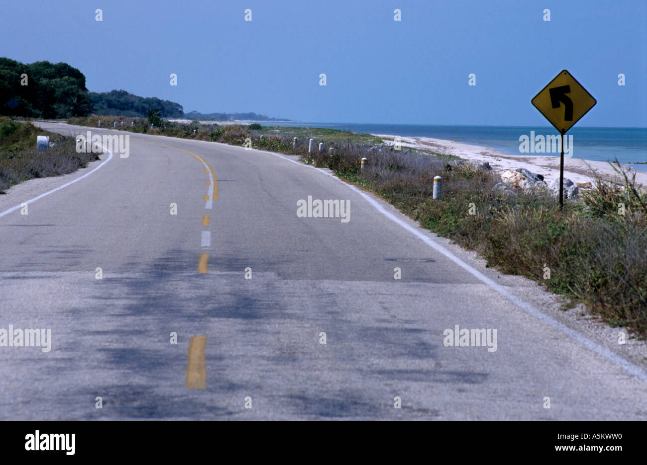 Mexiko Quintana Roo Zustand eine Autobahn Landschaft der Halbinsel Yucatan zu sayabquil Stockfoto