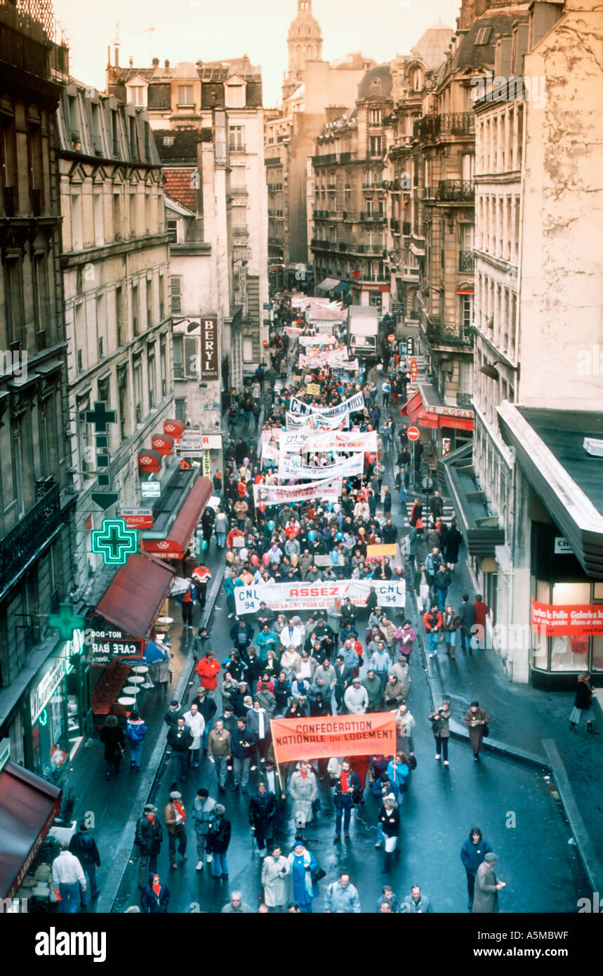 Paris Frankreich, Demonstration französischer Bauarbeitergewerkschaften, die die Finanzierung des Wohnungsbaus von der Regierung fordern, alte französische Fotos, Stockfoto