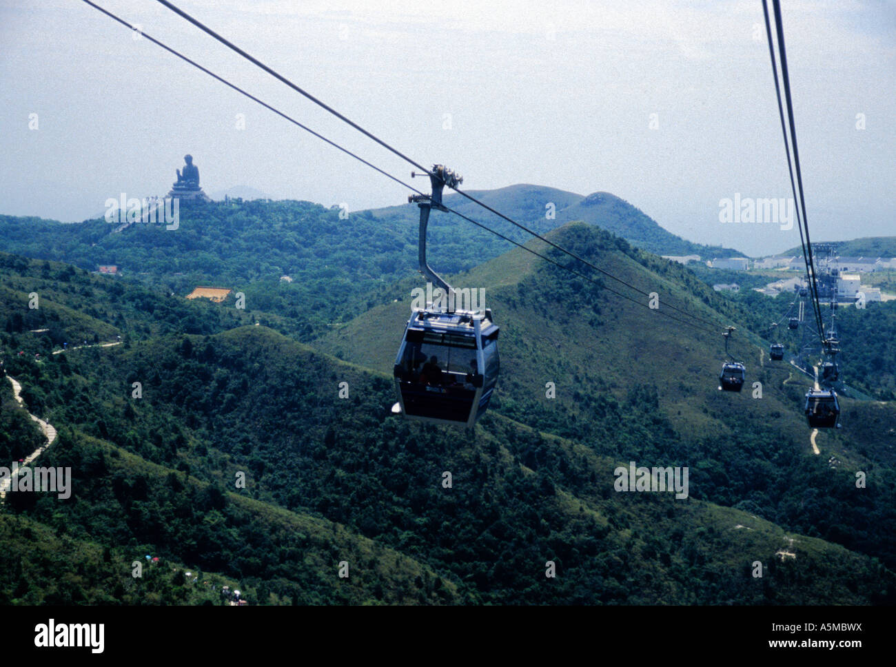Ngong Ping 360 Skyrail Seilbahn zum Po Lin Manastery Big Buddha auf Lantau Hong Kong Stockfoto