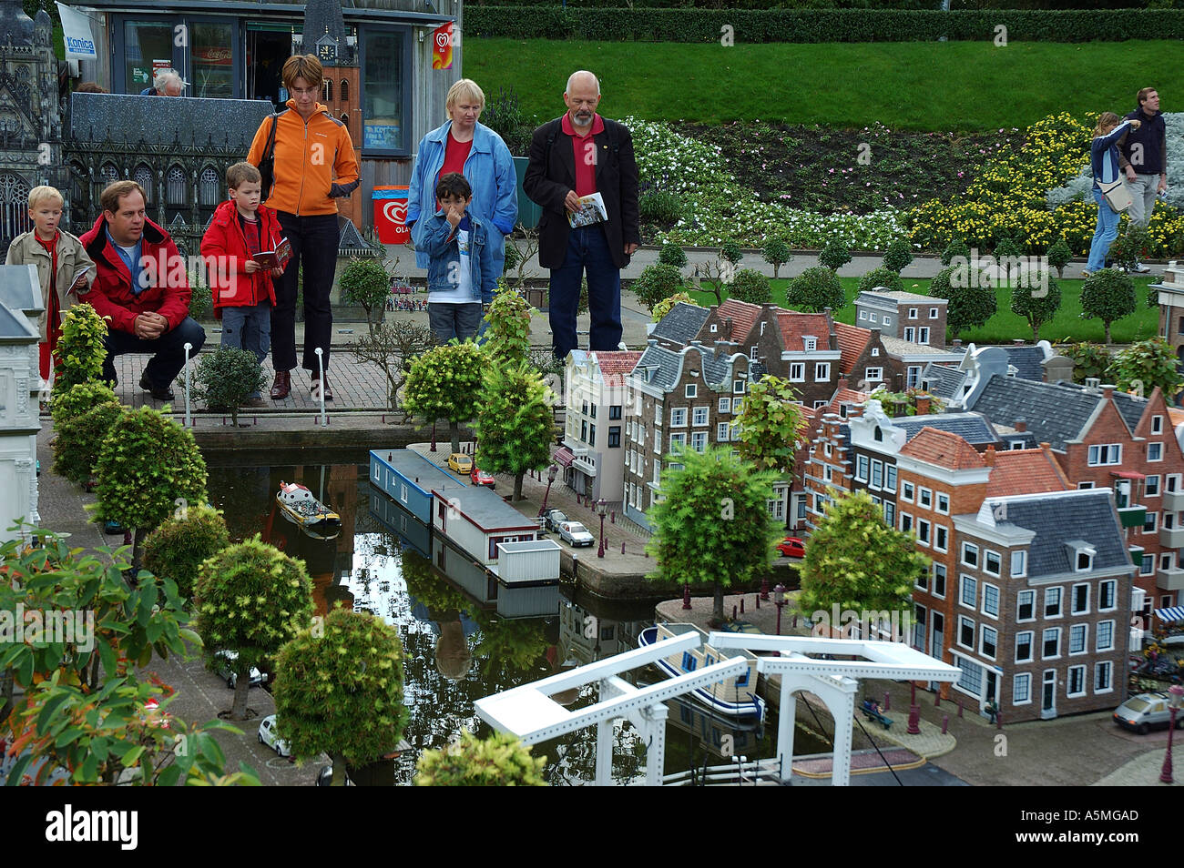 RAJ98771 Miniatur von Amsterdam Stadt in Madurodam Den Hag Niederlande Holland Europa Stockfoto