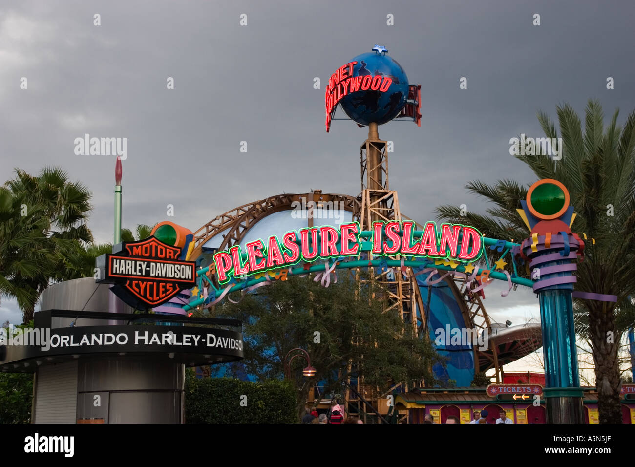 Eingang zum Downtown Disney Pleasure Island Bereich in der