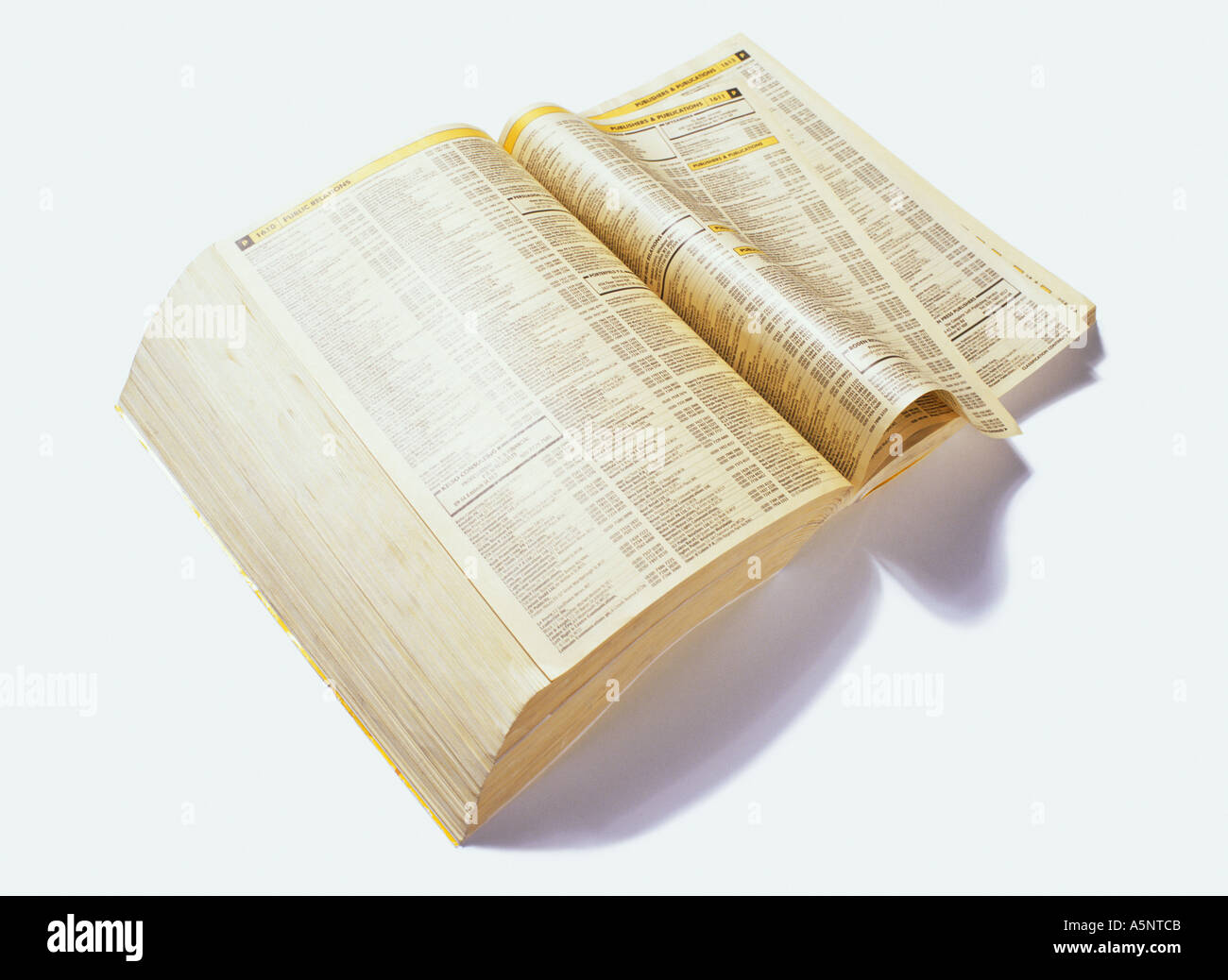 Yellow pages Fotos und Bildmaterial in hoher Auflösung Alamy