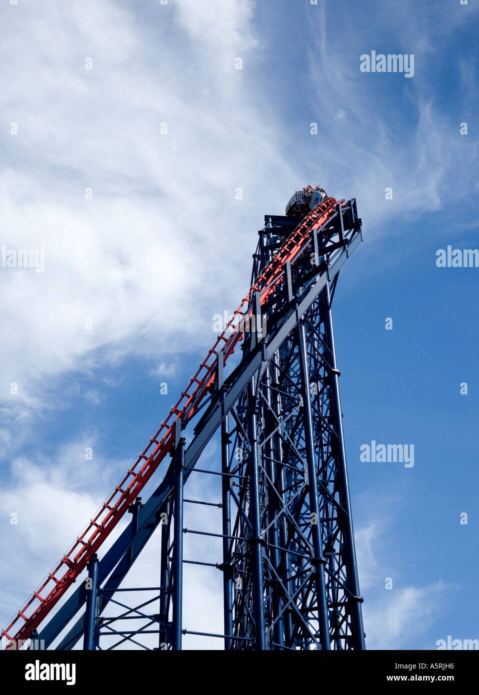 Die big Dipper-Fahrt in den Genuss beach Amusement Park, Blackpool, Lancashire, England Stockfoto