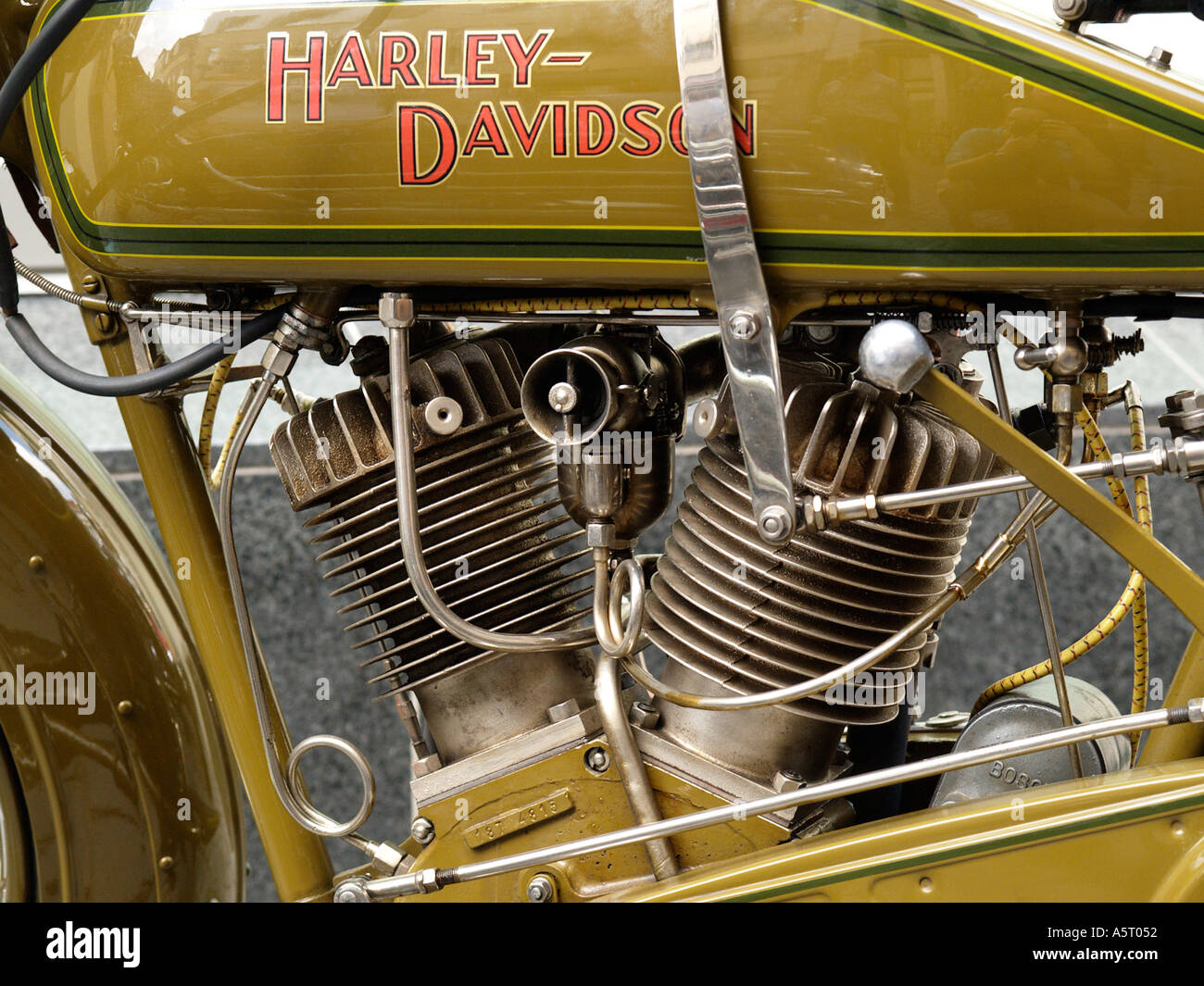 Detail von einem sehr alten klassischen Harley Davidson Motorrad zeigt den berühmten V-Twin-Motor-Layout Stockfoto
