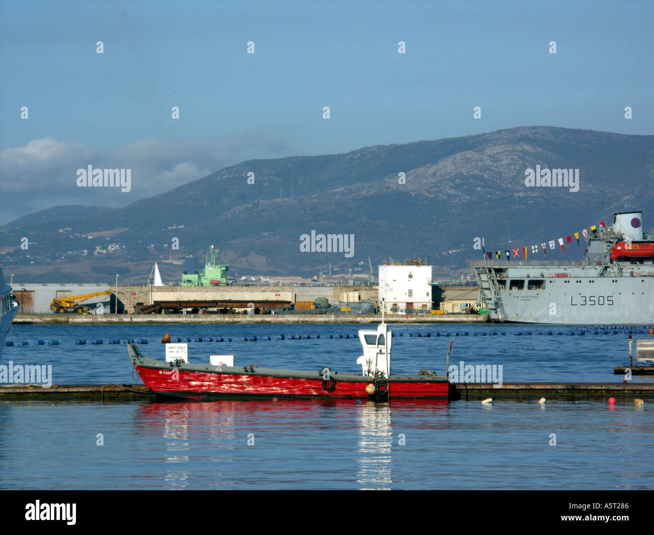 RFA Sir Tristram in den frühen Morgenstunden am Queensway Wharf, Gibraltar, Europa Stockfoto
