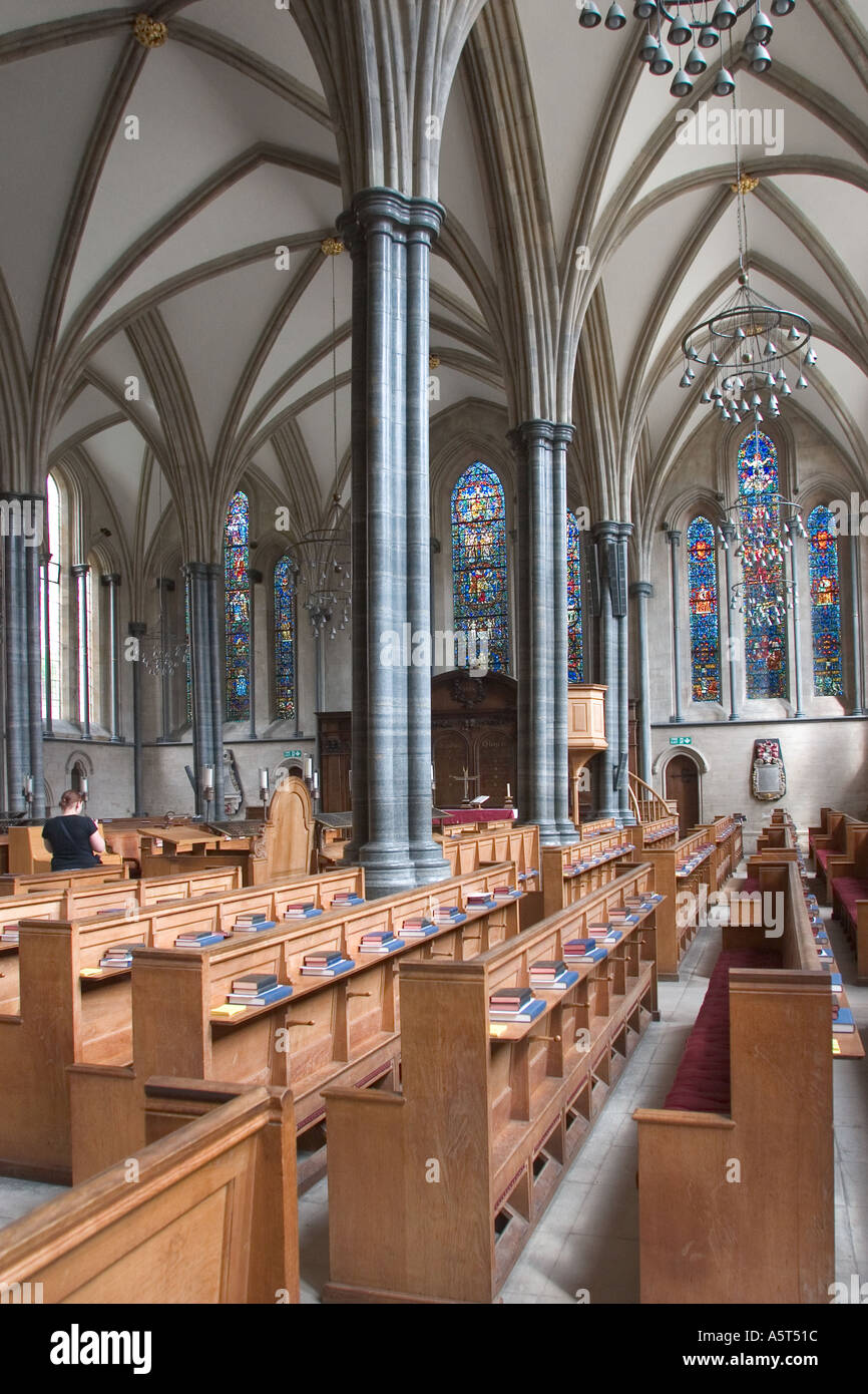 Innere des Tempels der Kirche mittleren Tempel Fleet Street London UK Stockfoto