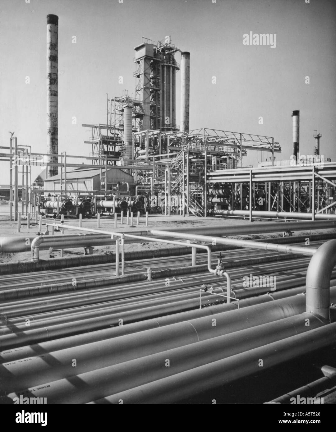 Ahmadi Öl Installation Kuwait 1966 Stockfoto