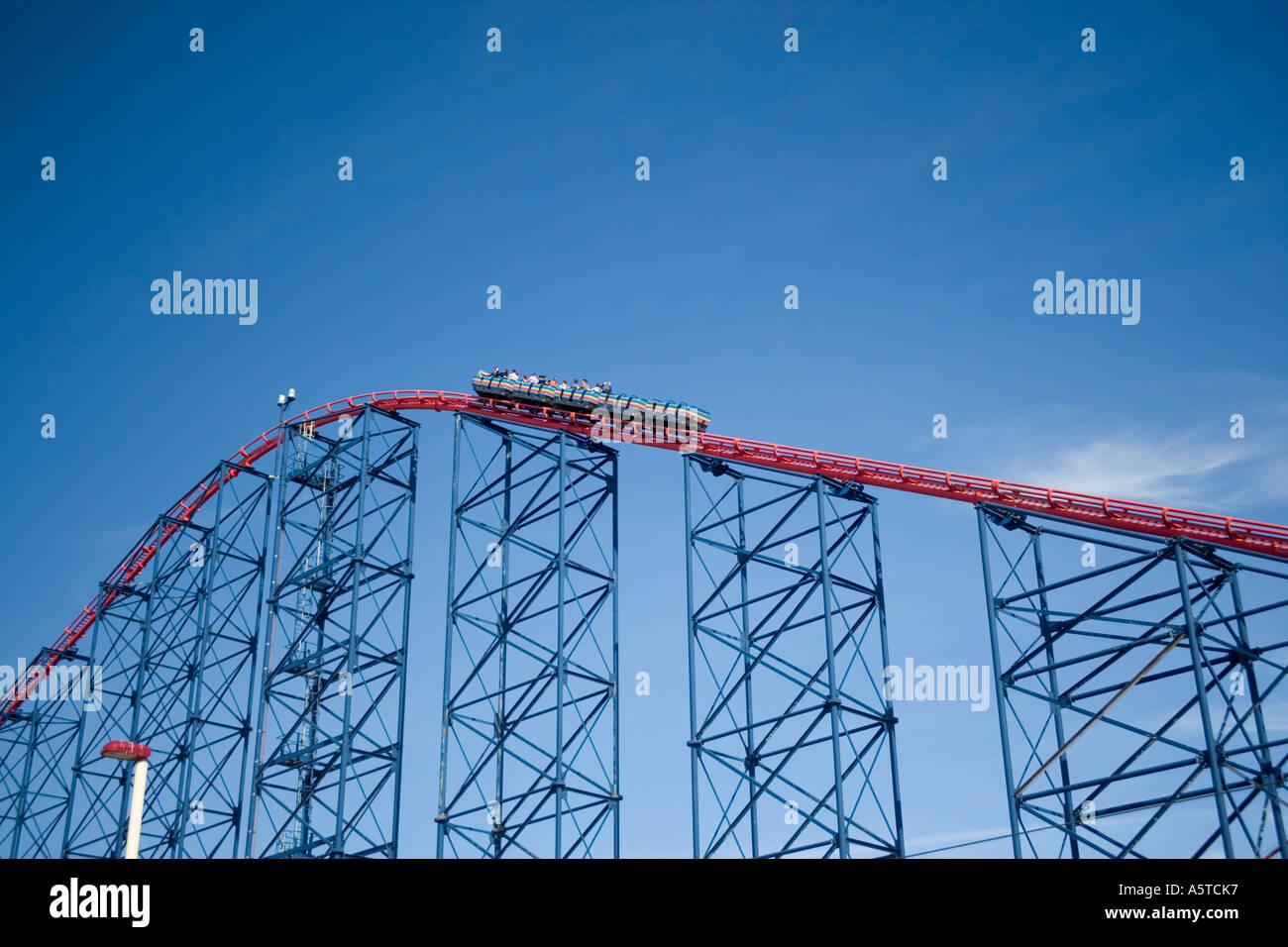 Der big Dipper in Blackpool Pleasure Beach, Blackpool, Lancashire, England fahren Stockfoto