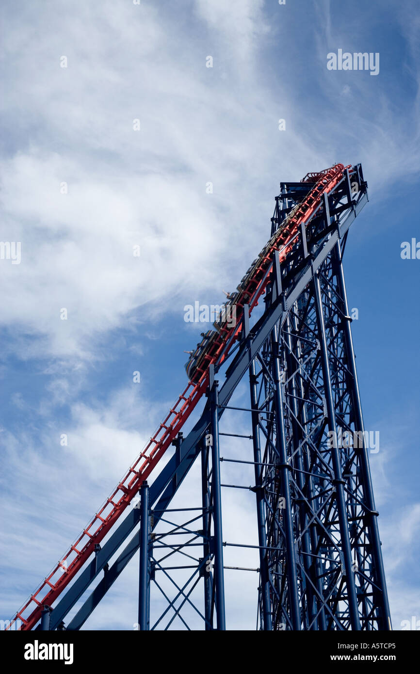 Die big Dipper-Fahrt in den Genuss beach Amusement Park, Blackpool, Lancashire, England Stockfoto