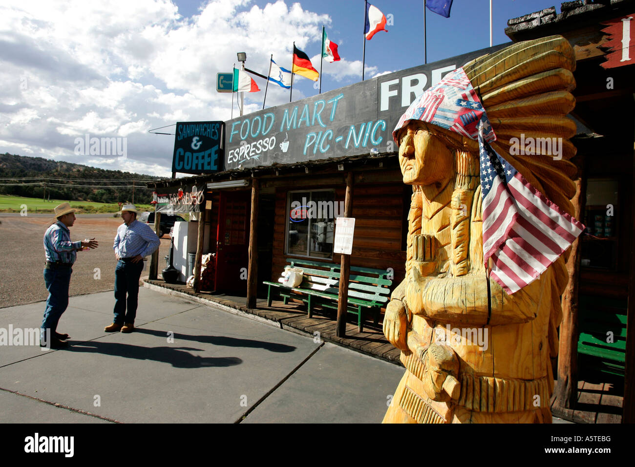 US-SPRINGDALE ein Food Mart Geschenk shop einen Handelsposten Foto GERRIT DE HEUS Stockfoto