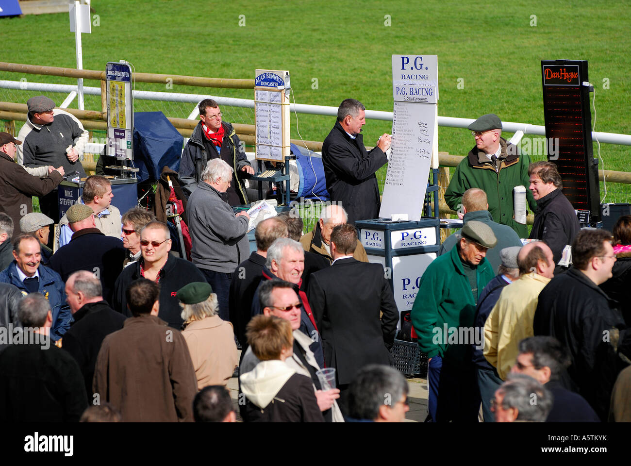 Buchmacher in Fakenham Races, Norfolk, england Stockfoto