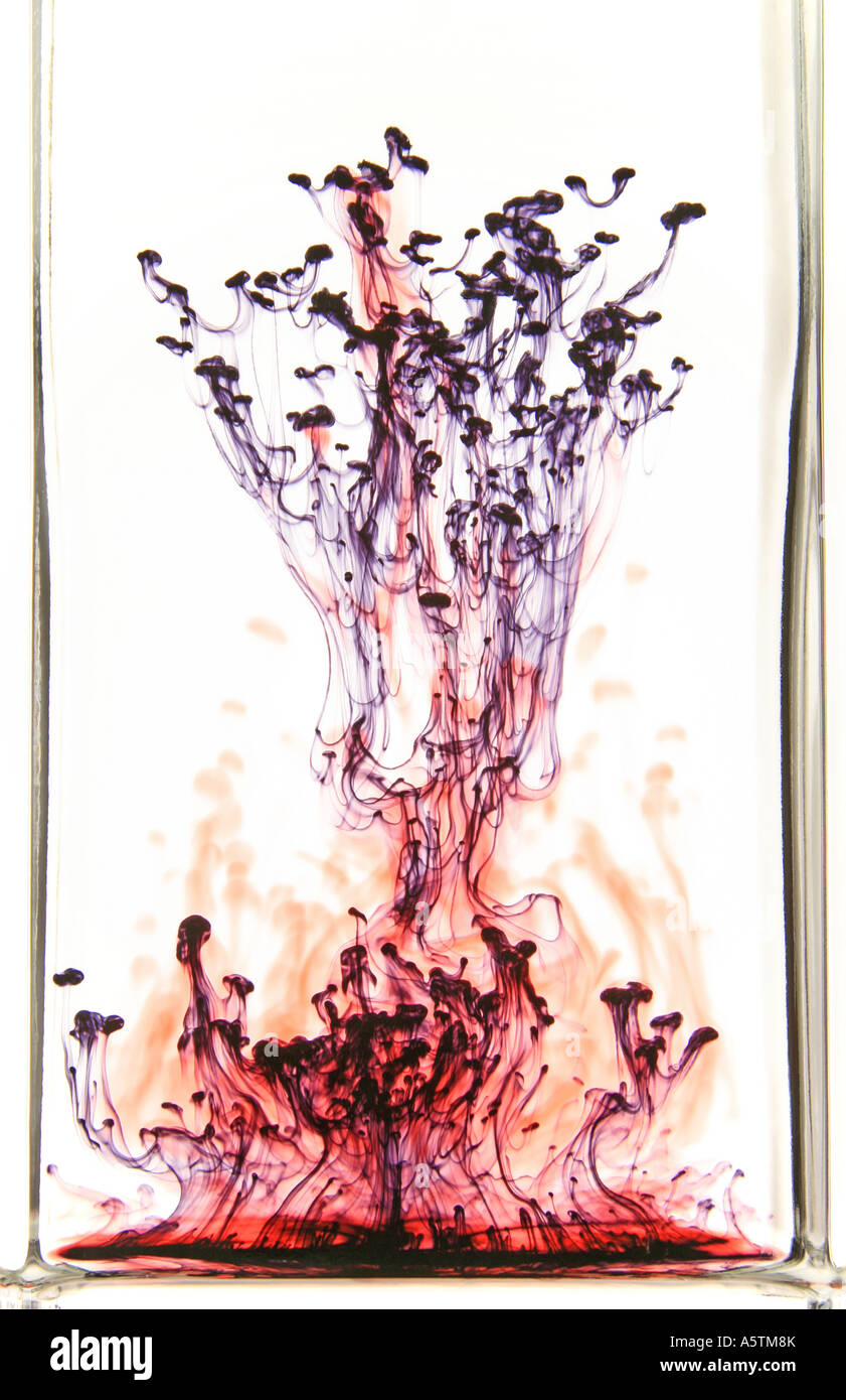 Zusammenfassung von Tinte in Wasser Stockfoto