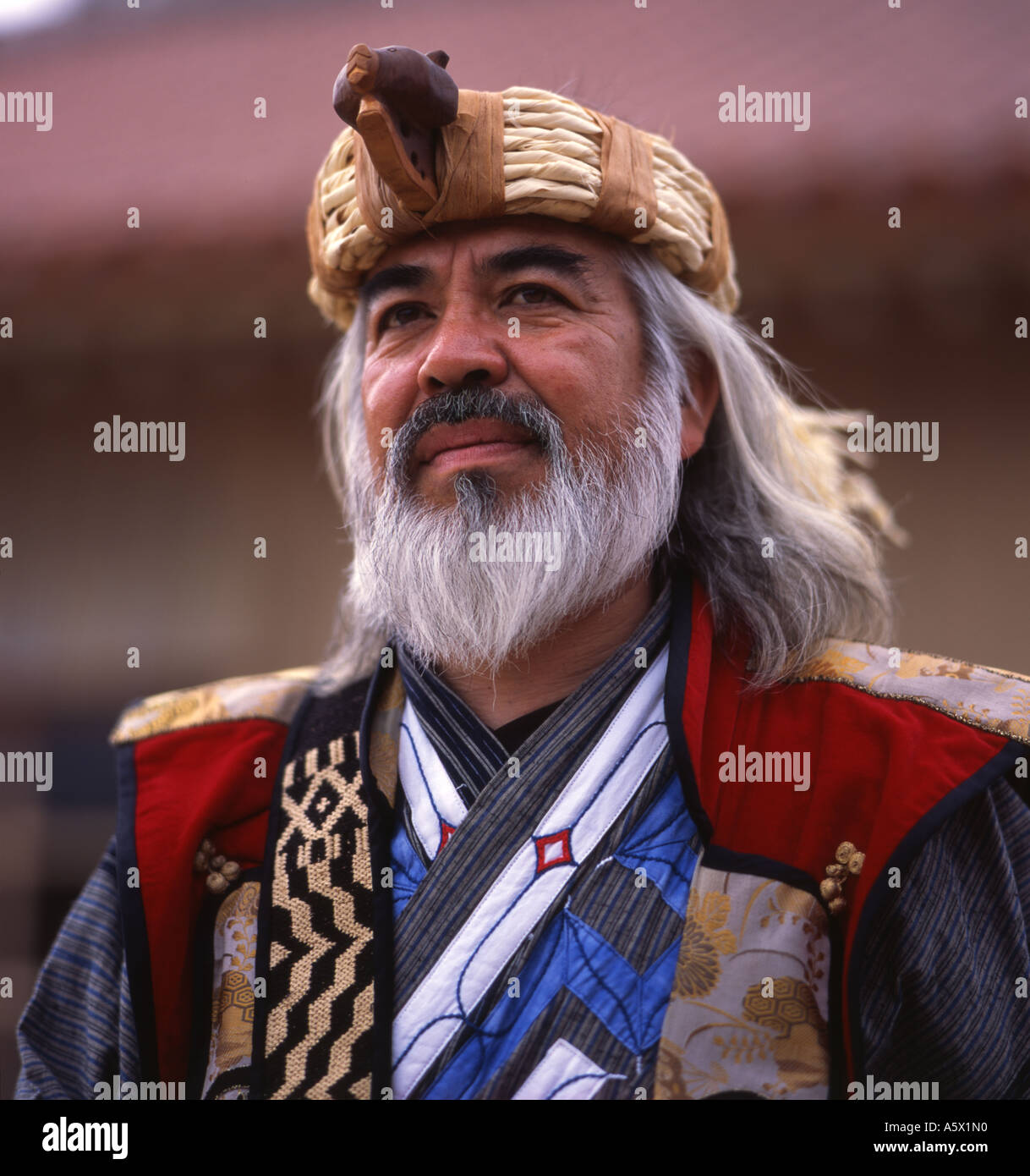 Ainu Mann - Ainu sind die Ureinwohner von Hokkaido, der nördlichsten Insel Japans. Stockfoto