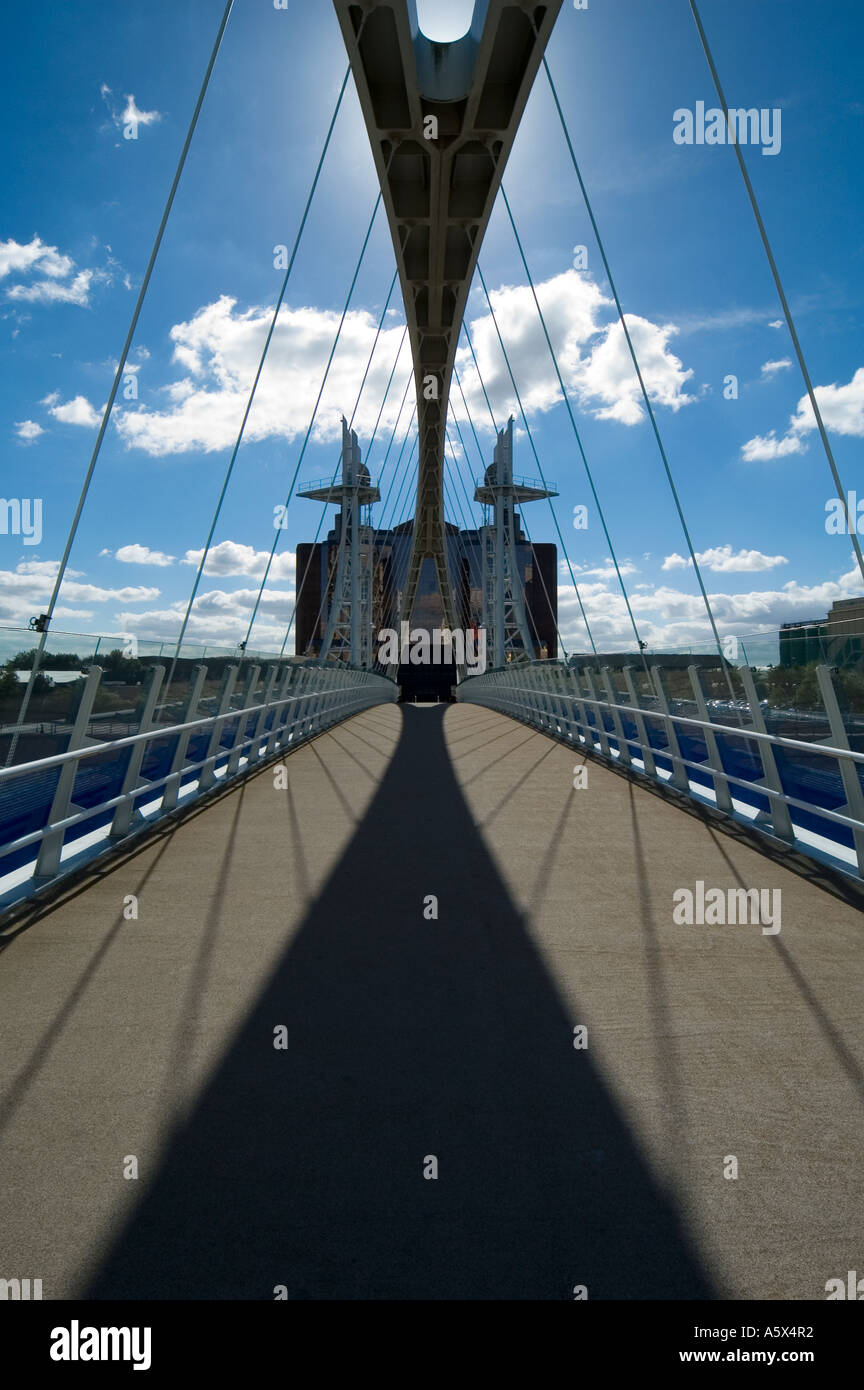 Millennium (Lowry) Steg, Salford Quays, größere Manchester, UK Stockfoto