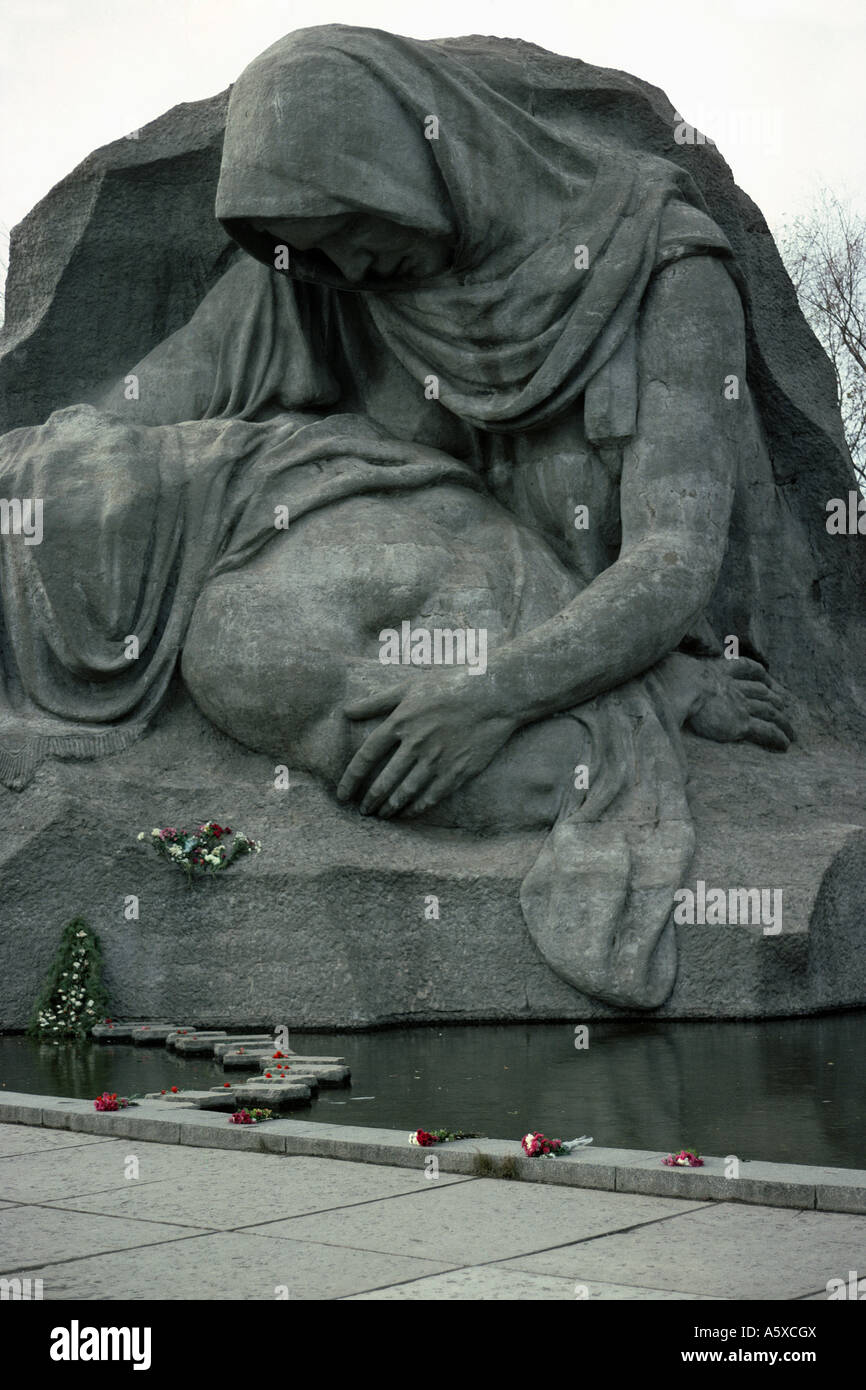 Statue am Mamajew Kurgan Krieg Memorial Volgograd Russland Stockfoto