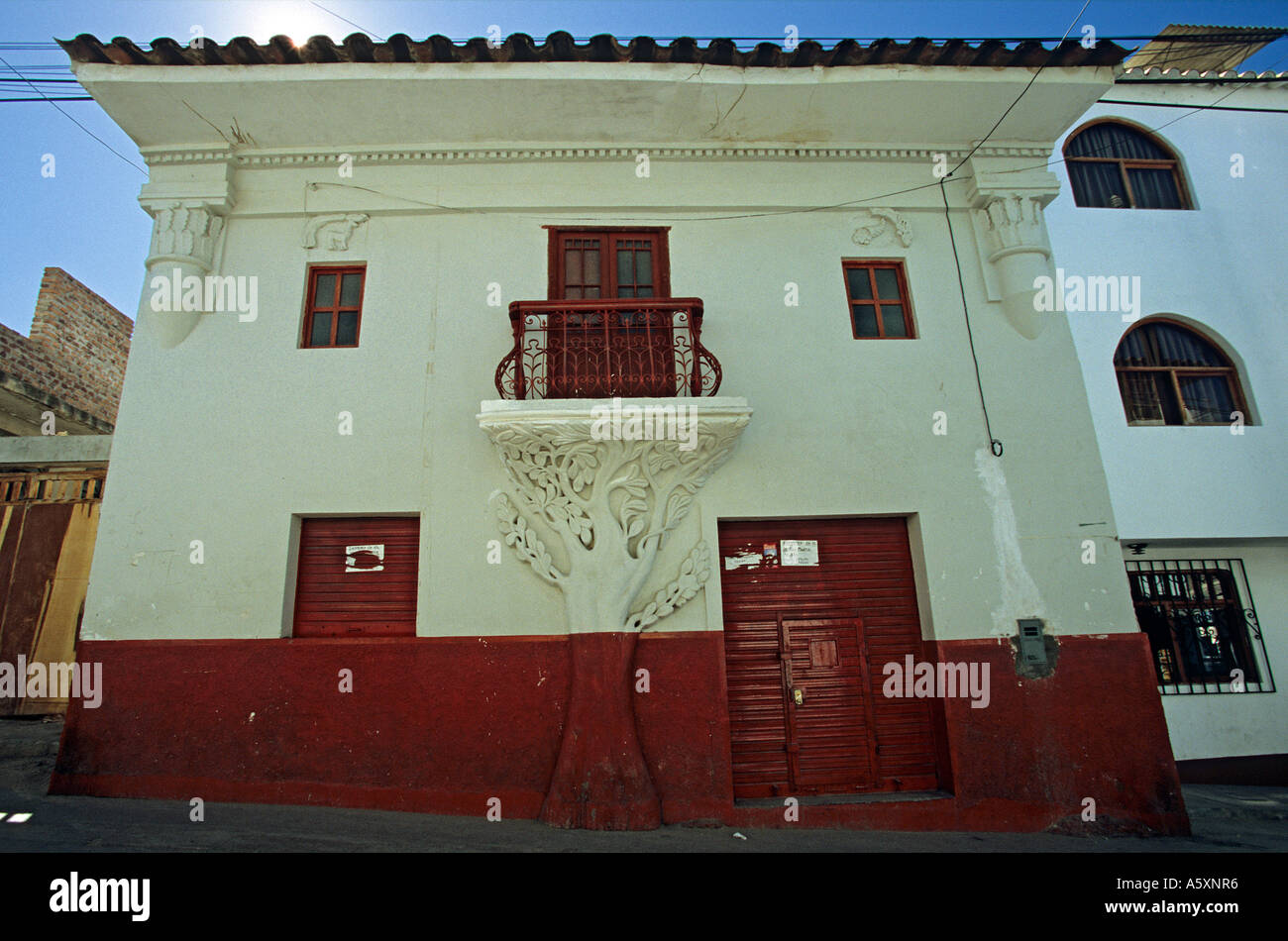 Details der Architektur eines Hauses in Caraz (Ancash-Peru). Détail de l d ' une Maison À Caraz (Ancash - Pérou). Stockfoto