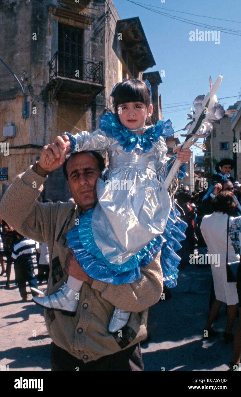 Libanon-Beirut-Palmsonntag-Vater und Tochter Stockfoto