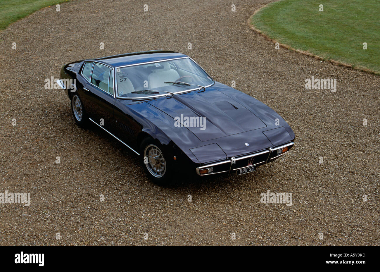 Maserati ghibli klassisches auto Fotos und Bildmaterial in hoher