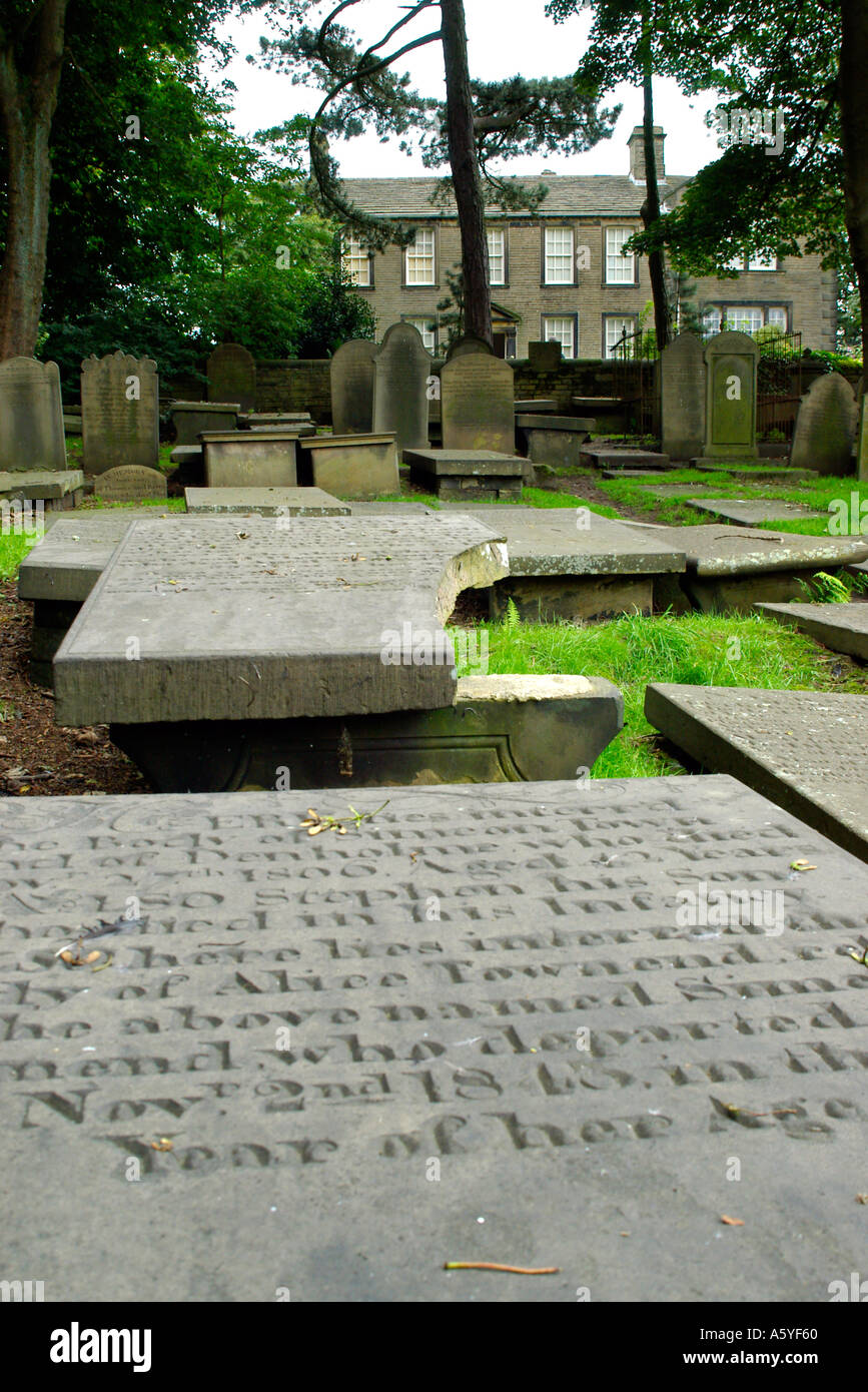 Die Bronte Parsonage und angrenzenden Friedhof Haworth West Yorkshire England Stockfoto