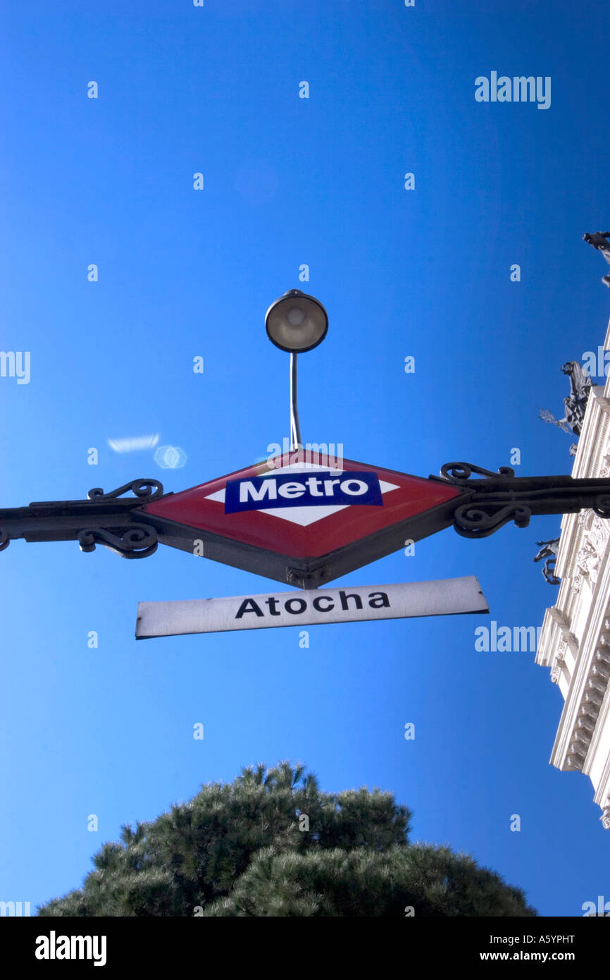 Metro Madrid Atocha u-Bahn Dienst anmelden außerhalb station Stockfoto
