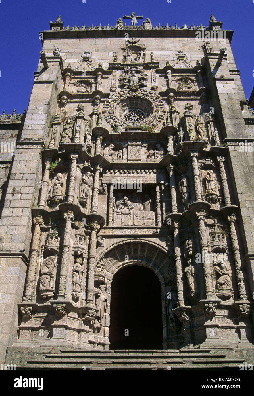 die Fassade der Basilika aus dem 18. Jahrhundert von Santa María la Mayor in Pontevedra Galizien Spanien Stockfoto