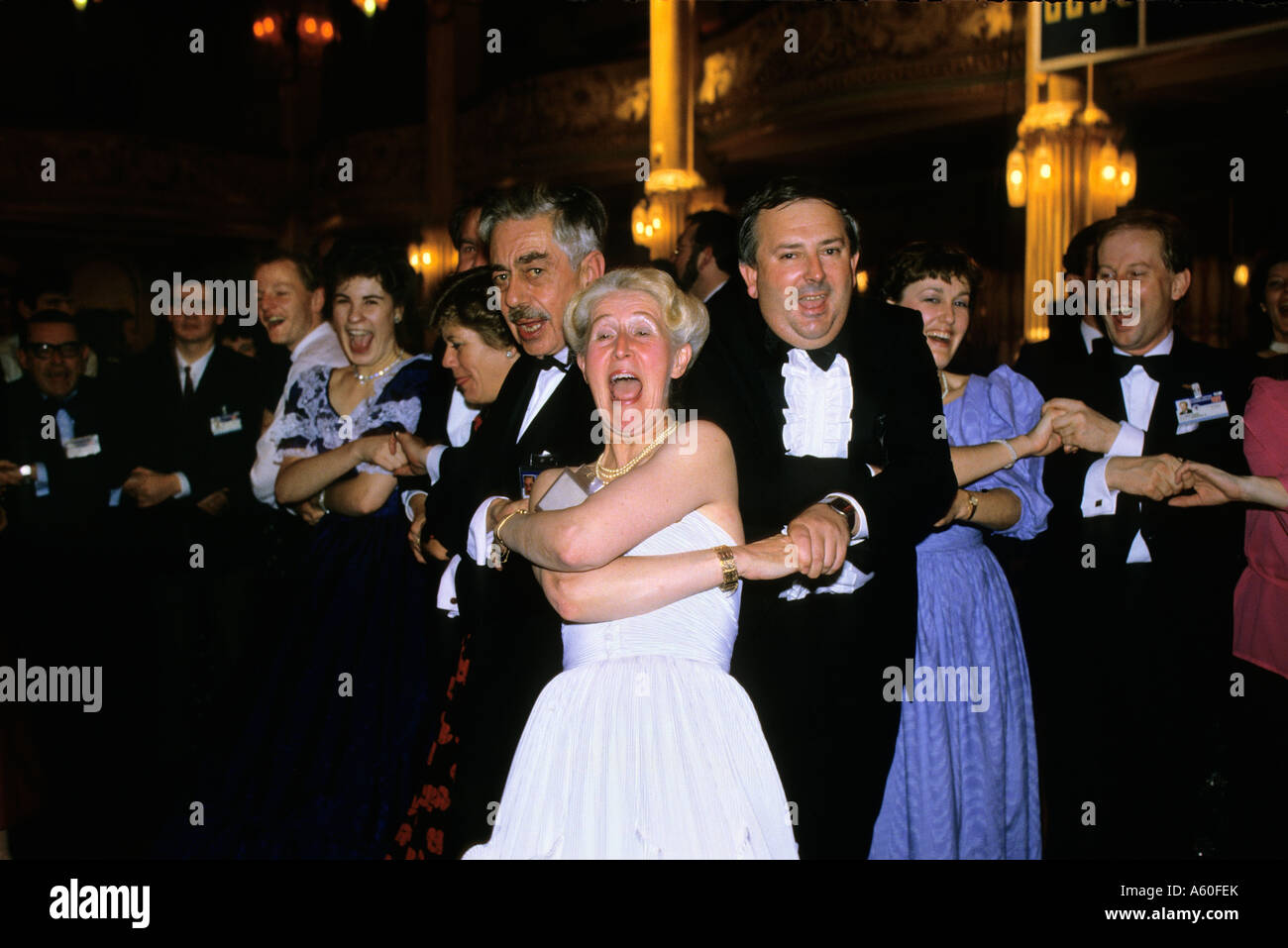 KONSERVATIVE PARTEI KONFERENZ 1985 DEN TORY BALL Stockfoto