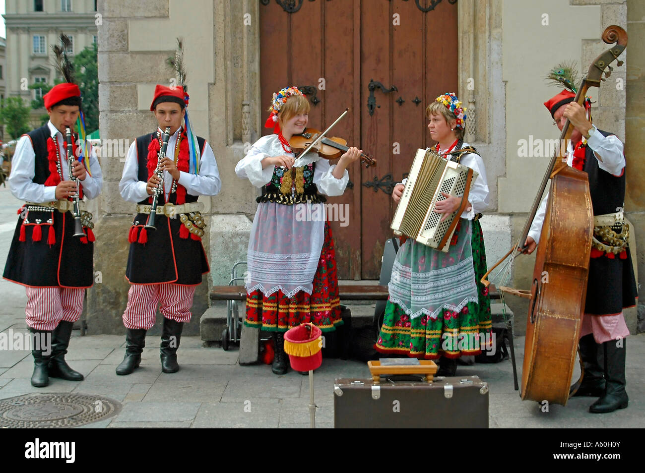 Polnische musikinstrumente -Fotos und -Bildmaterial in hoher Auflösung ...