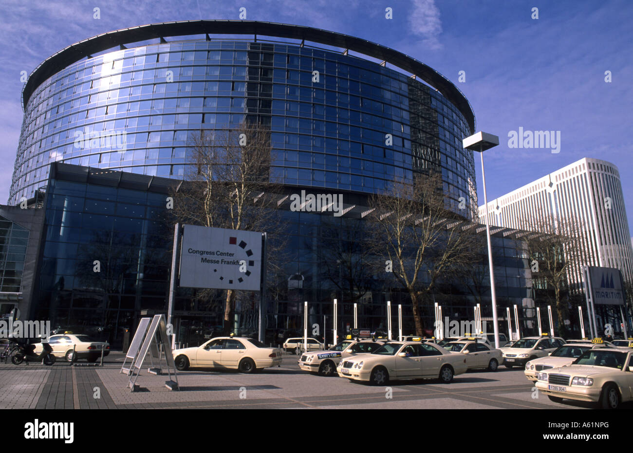 Leben in Deutschland in Frankfurt mit der modernen Stadt im Business-Center Europas im Expo Center in Frankfurt am Main Deutschland Stockfoto