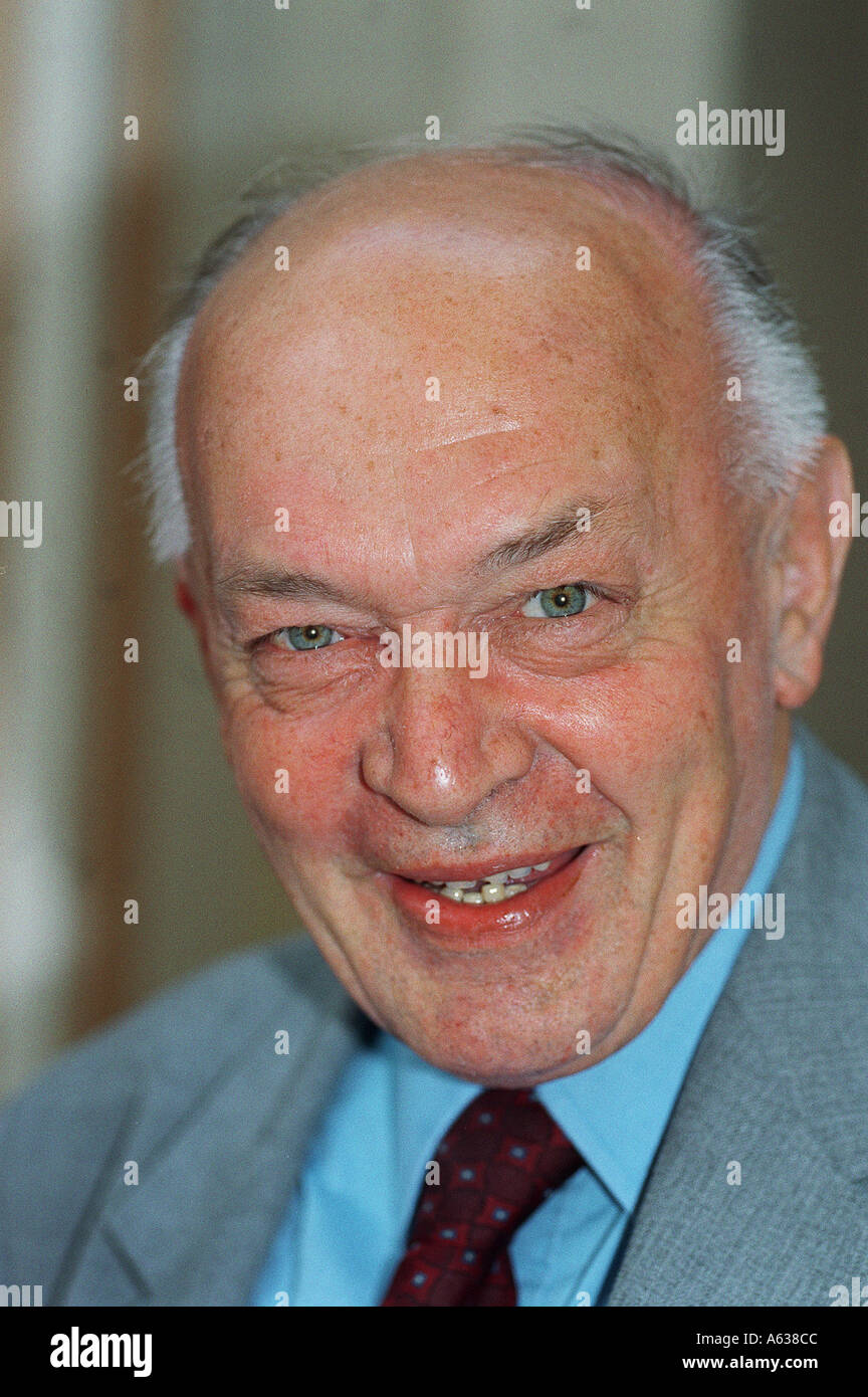 Sir Teddy Taylor MP Conservative für Rochford und Southend East gesehen bei der konservativen Partei Konferenz Blackpool 2001 Stockfoto