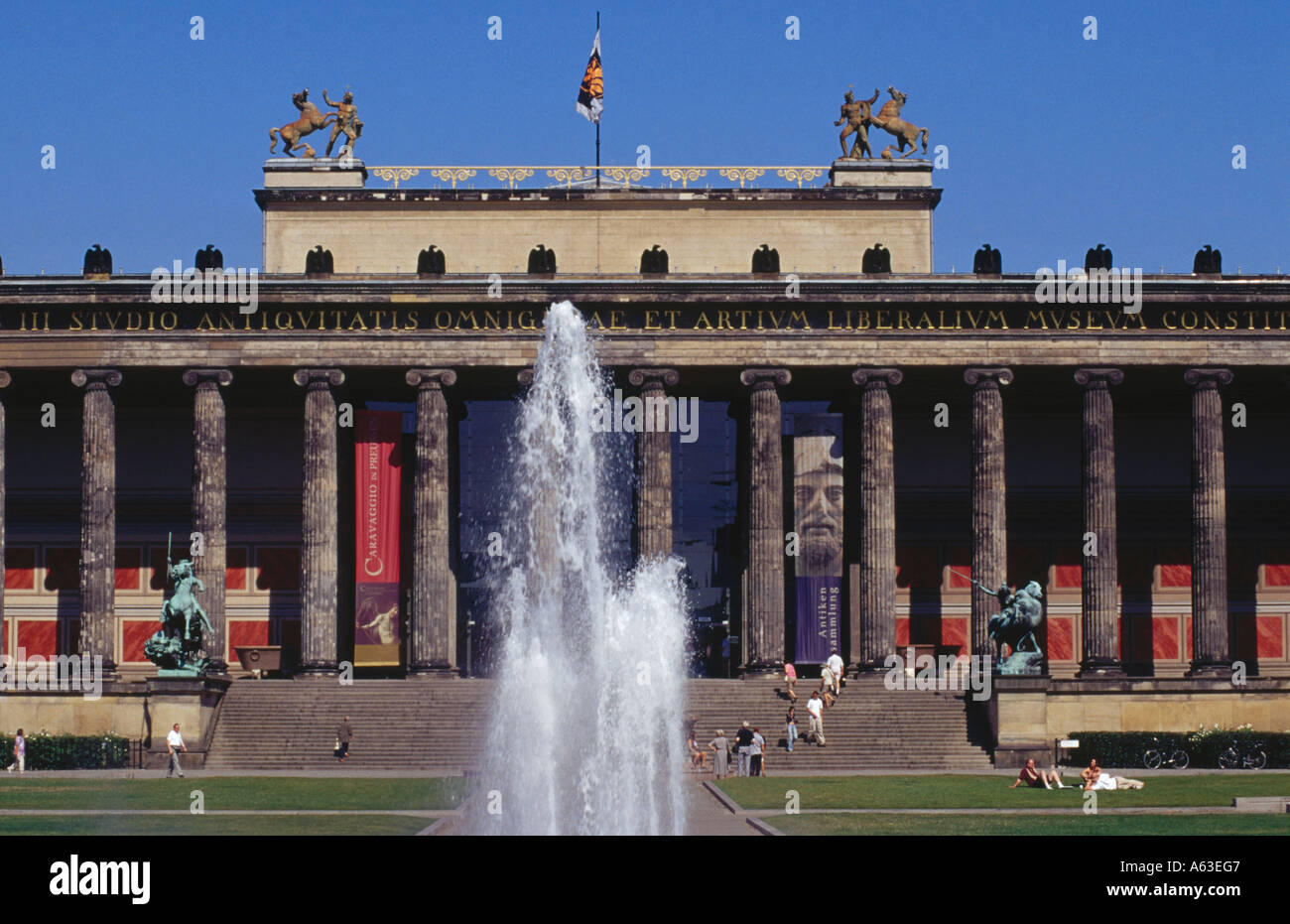 Brunnen vor dem Museum, Altes Museum, Lustgarten, Berlin, Deutschland Stockfoto