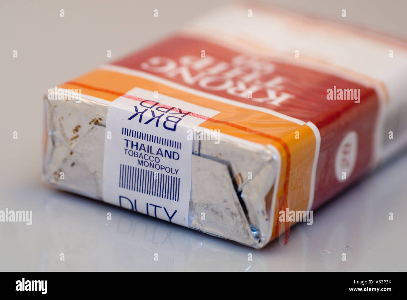 Thai cigarettes Fotos und Bildmaterial in hoher Auflösung Alamy