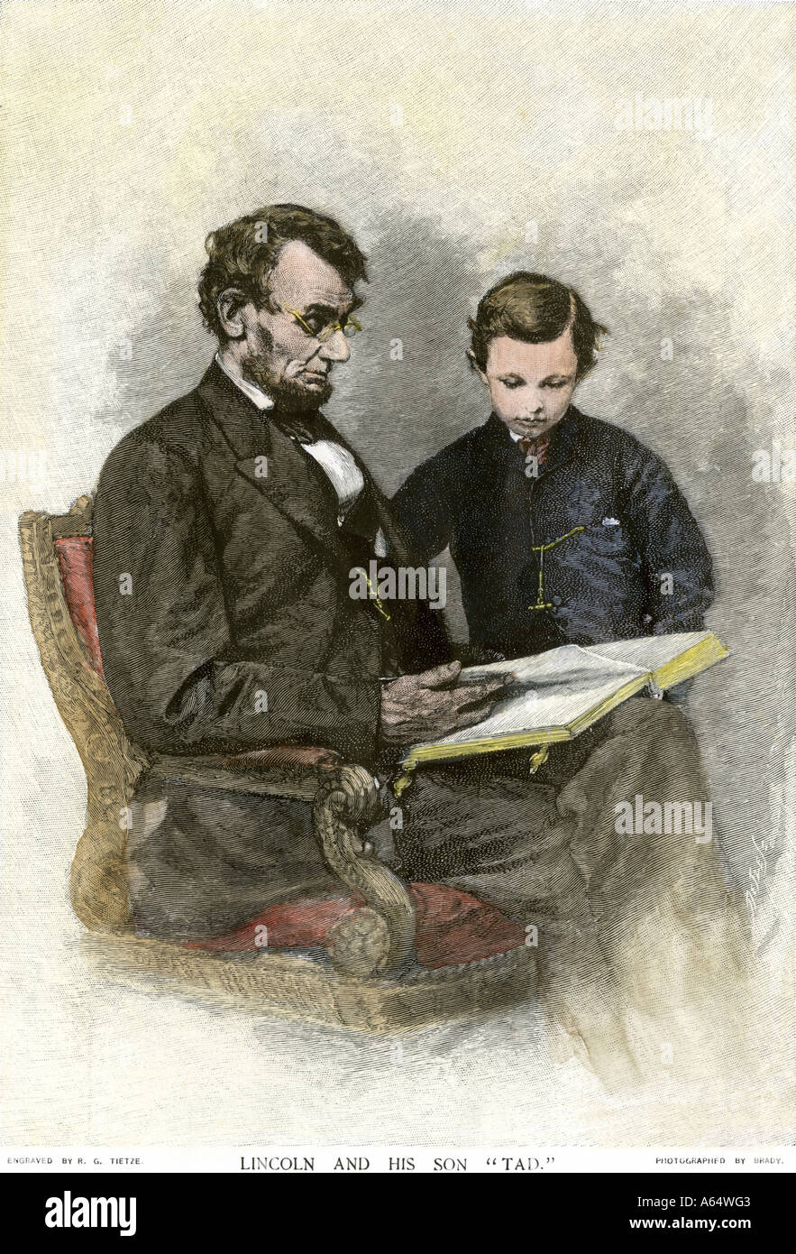 Präsident Abraham Lincoln Lesung zu seinem Sohn Tad. Hand - farbige Holzschnitt Stockfoto