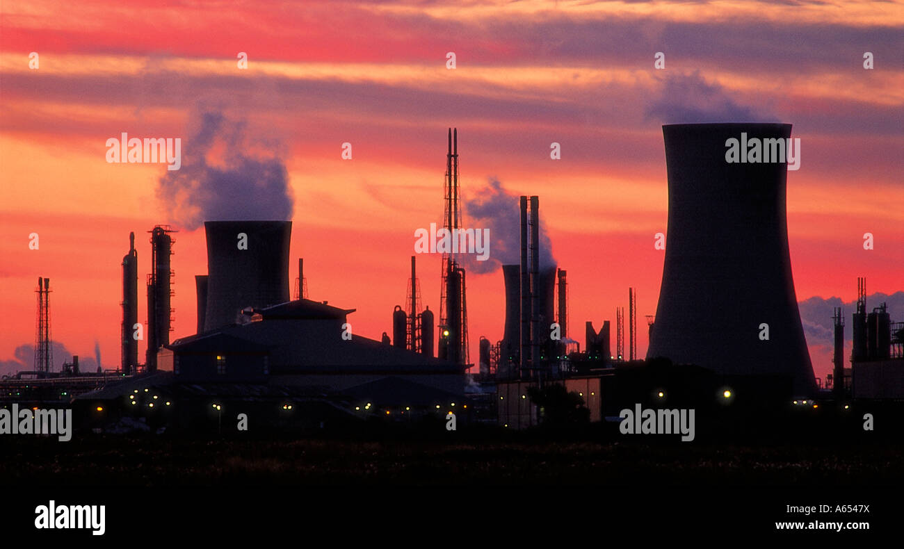 Industrie-Sonnenuntergang Stockfoto