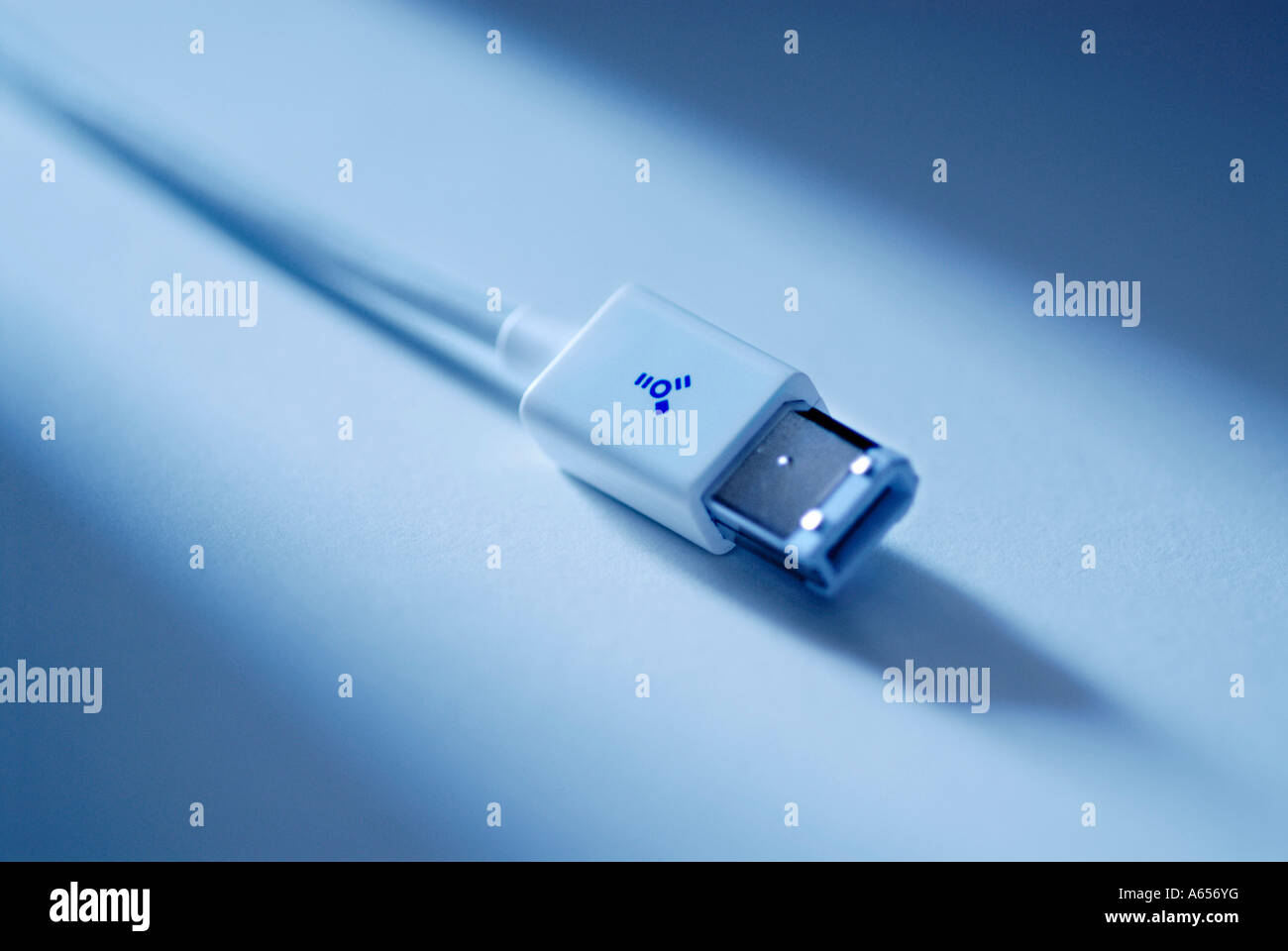 FIREWIRE-KABEL Stockfoto