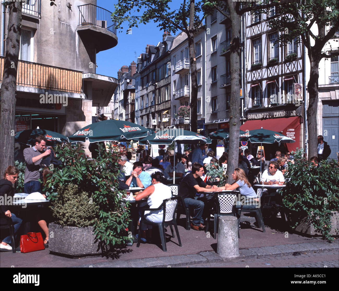 Café-Szene in Rouen Stockfoto