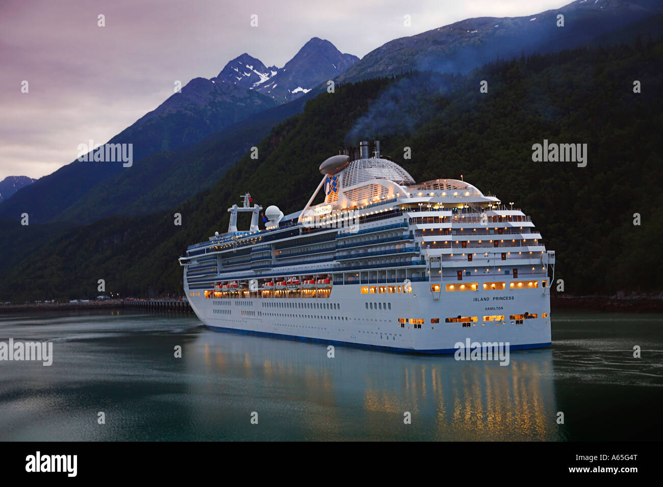 Nacht-Passage - Island Princess Cruiser, Alaska Stockfoto