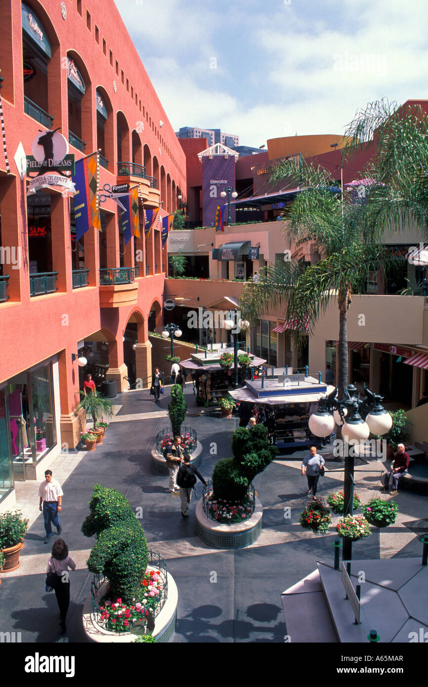 Einzigartige Architektur im Horton Plaza Downtown San Diego San Diego County in Kalifornien Stockfoto