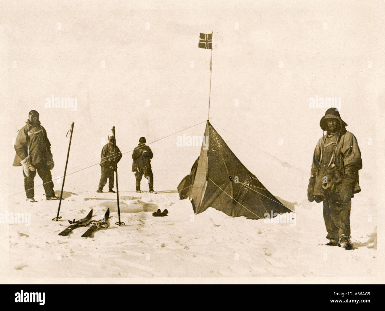 Scott bei Amundsens Zelt Stockfoto