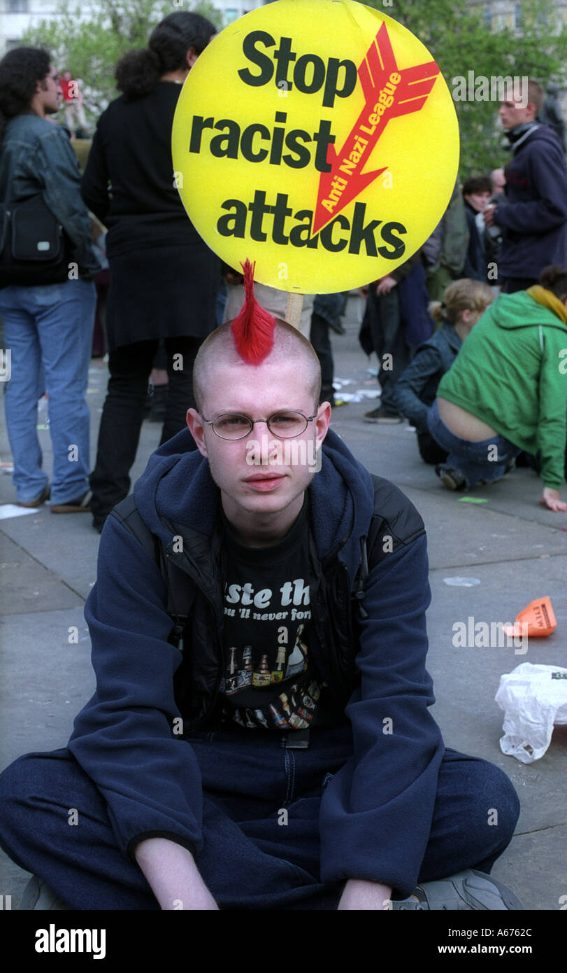Demonstrant auf Mayday-Demonstration in London 2002. Stockfoto
