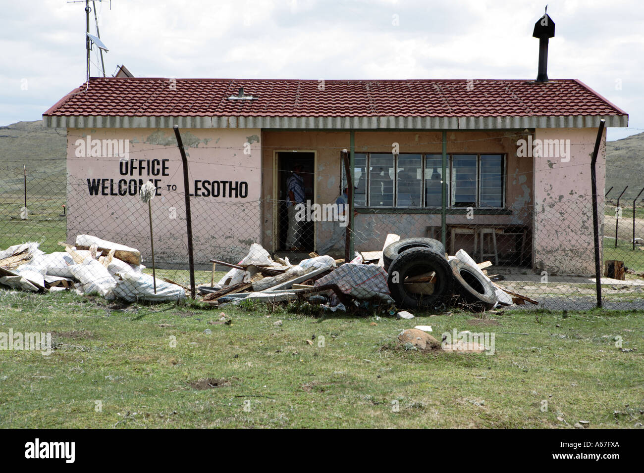 Nahaufnahme von Lesotho Grenze Post Sani Pass Stockfoto