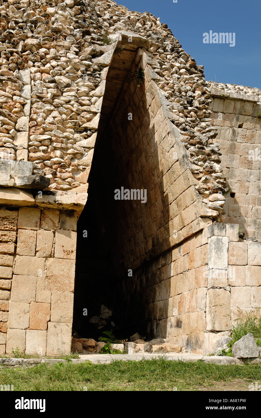 Cuadrangulo de Los Pájaros, Viereck oder Platz der Vögel, Website archäologische Maya-Uxmal, Yucatan, Mexiko Stockfoto